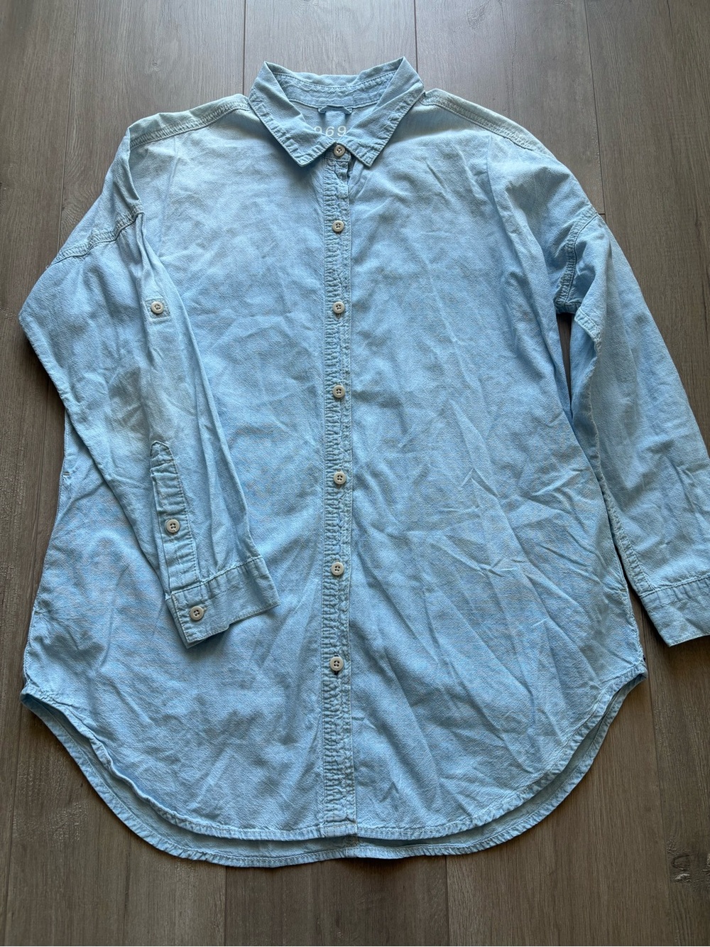 Gap light blue denim shirt for women